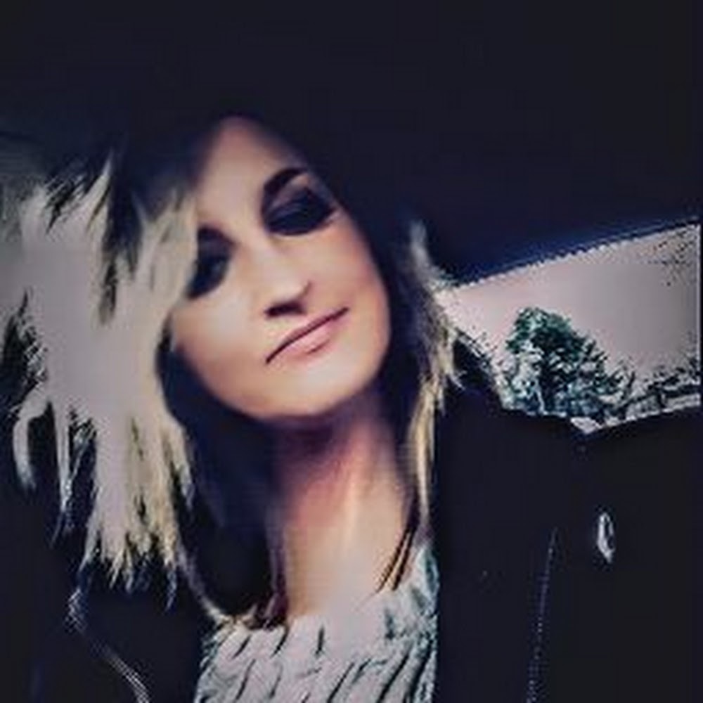 Meet your Posher, Kristalee